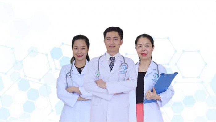 tre_hoa_da_bang_anh_sang_den_led